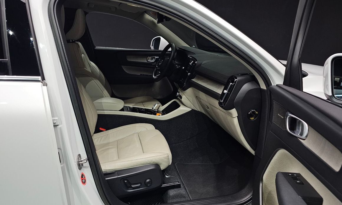 Volvo XC40 2023