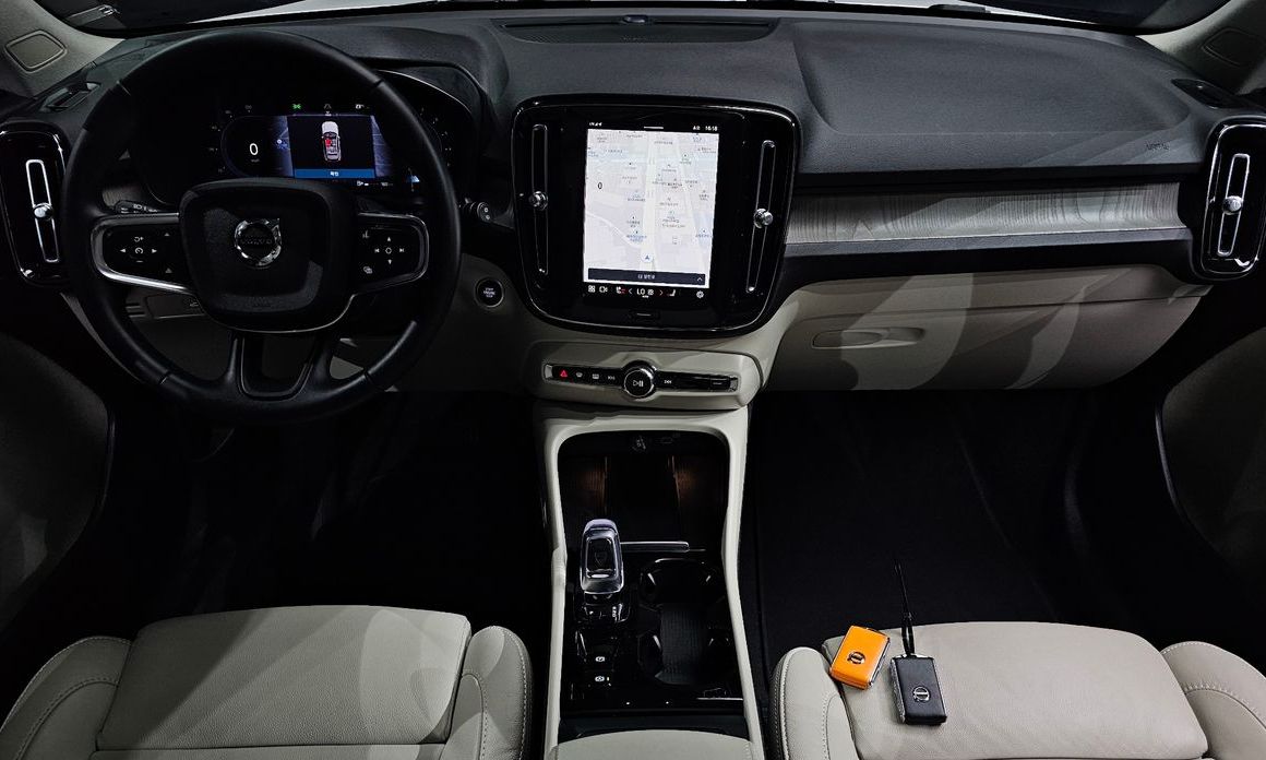 Volvo XC40 2023