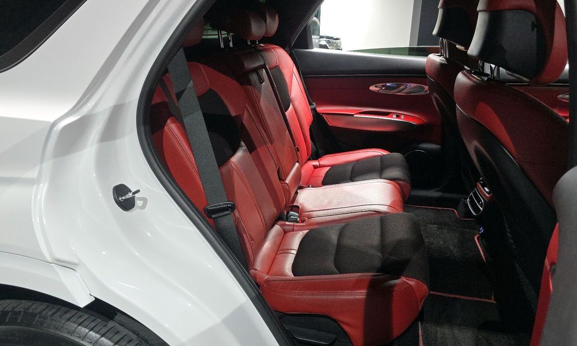 Genesis GV70 2023