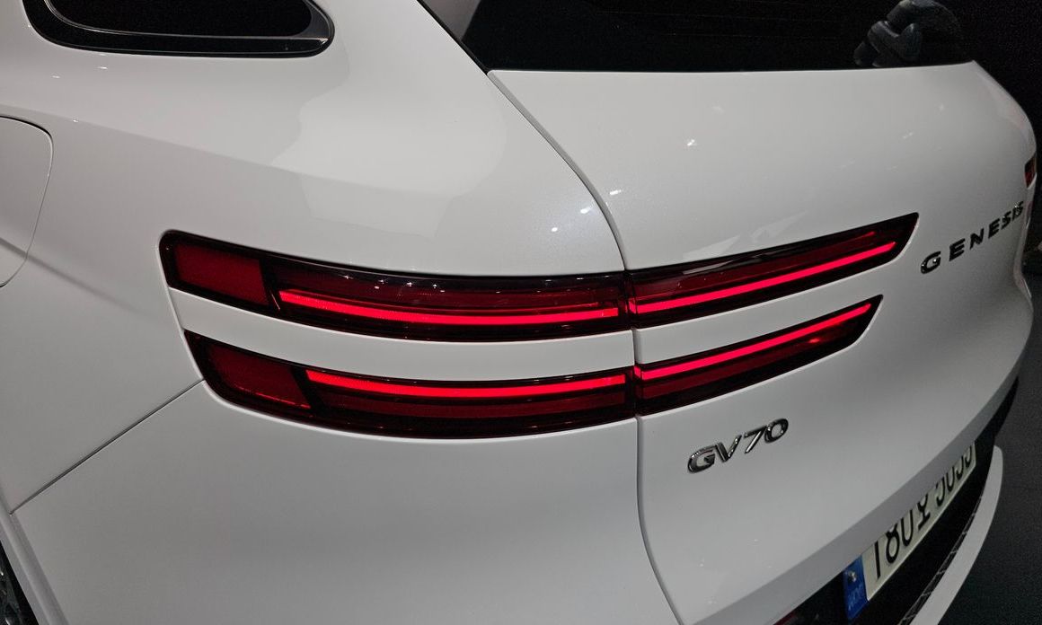 Genesis GV70 2023