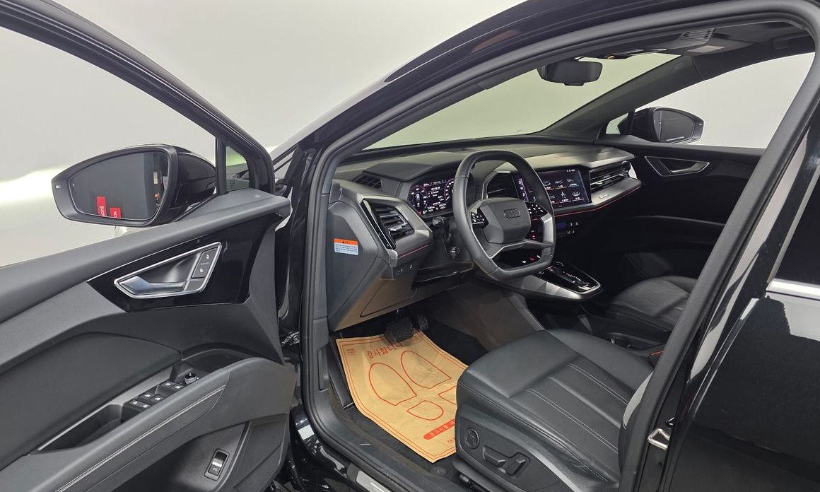 Audi Q4 e-tron 2023