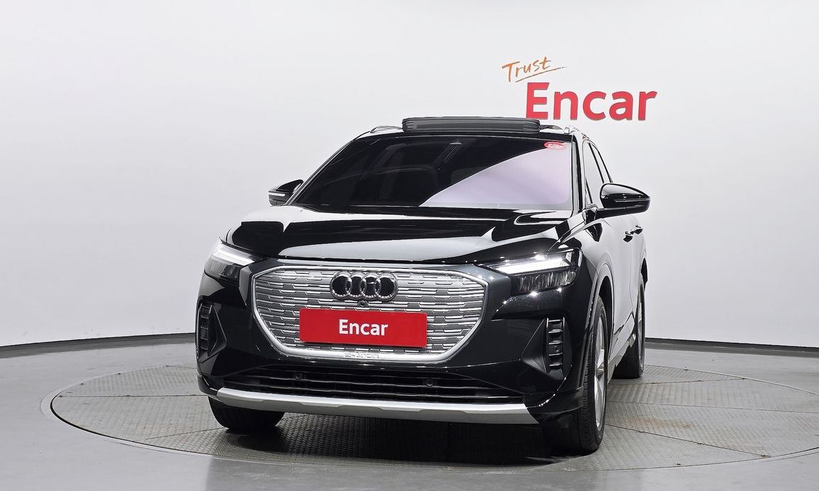 Audi Q4 e-tron 2023