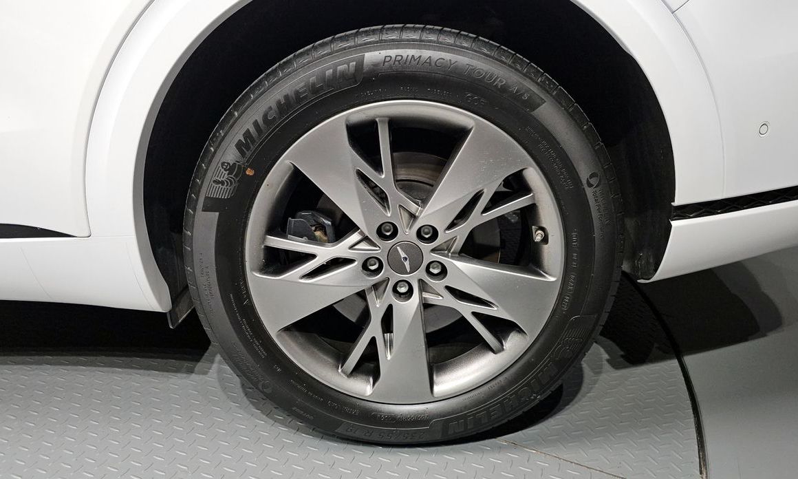 Genesis GV70 2023