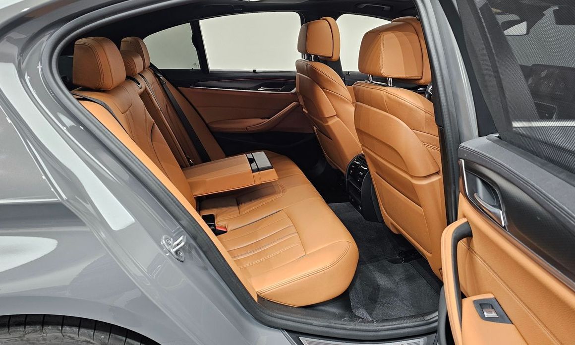 BMW 5-Series 2022