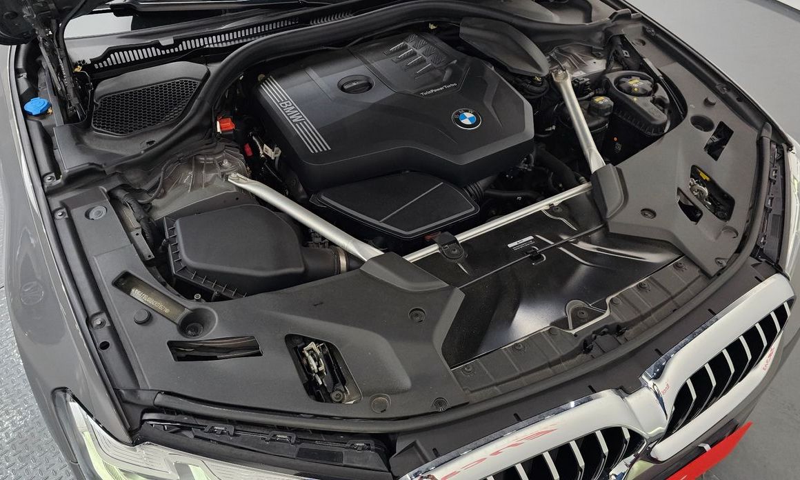 BMW 5-Series 2022
