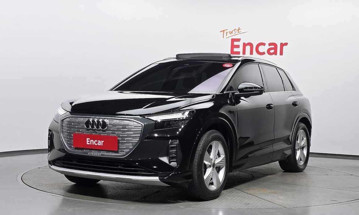 Audi Q4 e-tron 2023