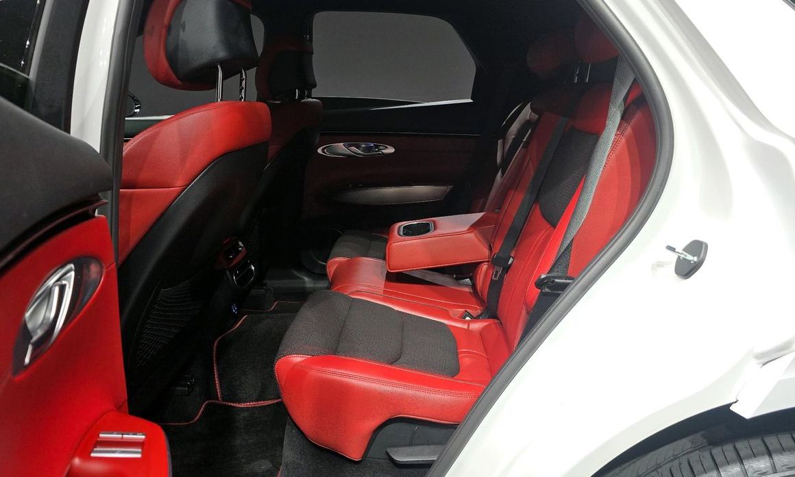 Genesis GV70 2023