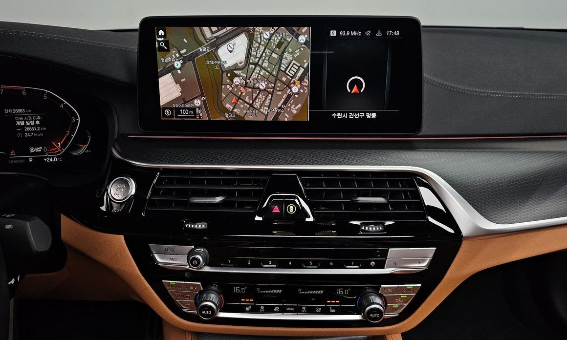 BMW 5-Series 2022