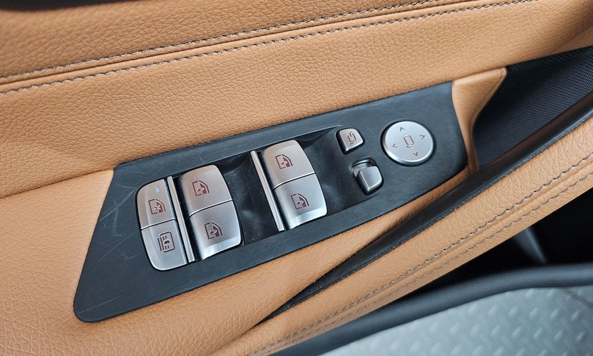 BMW 5-Series 2022