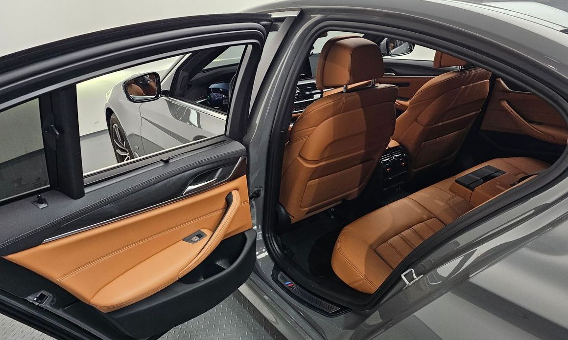 BMW 5-Series 2022