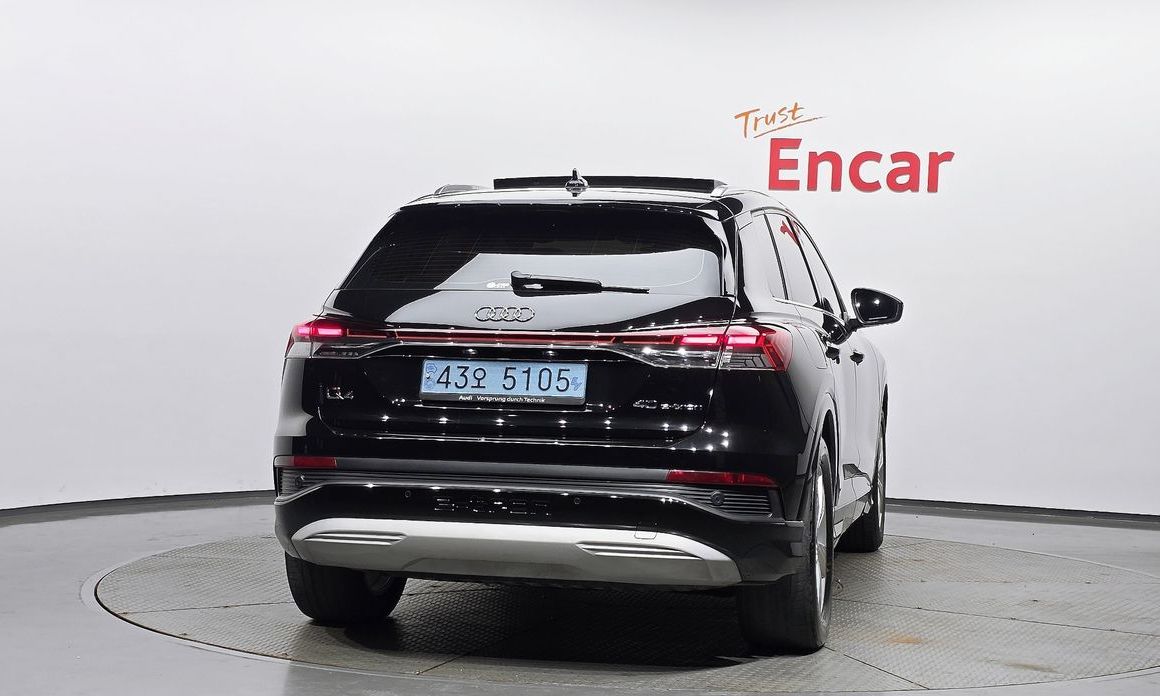 Audi Q4 e-tron 2023
