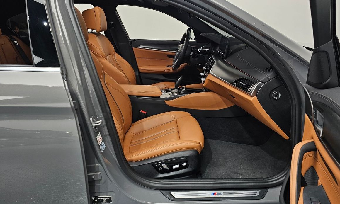 BMW 5-Series 2022