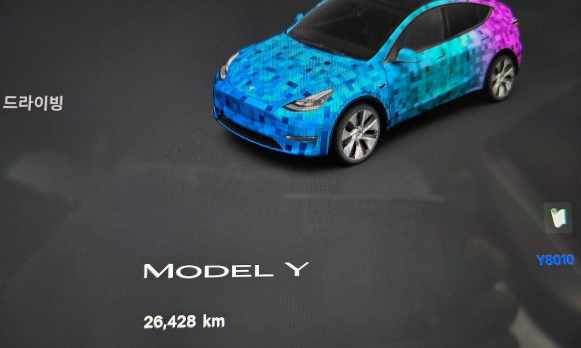 Tesla Model Y 2023