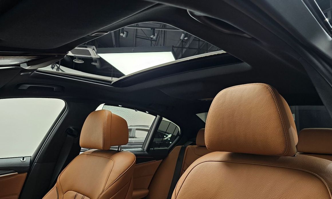 BMW 5-Series 2022