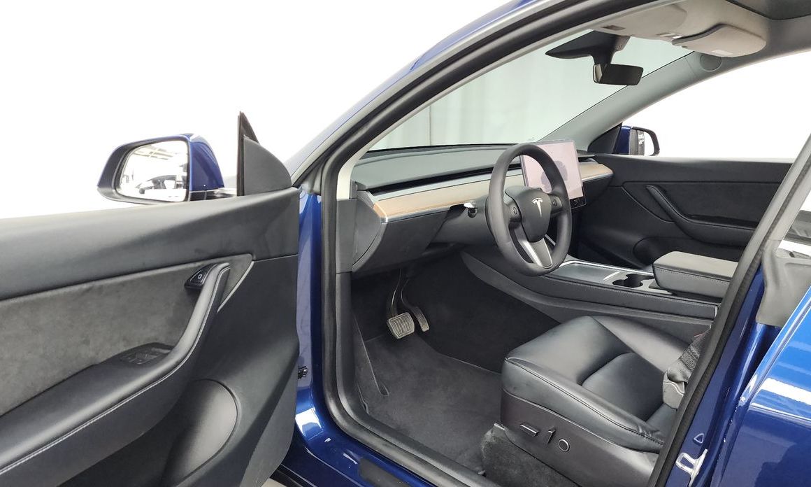 Tesla Model Y 2022