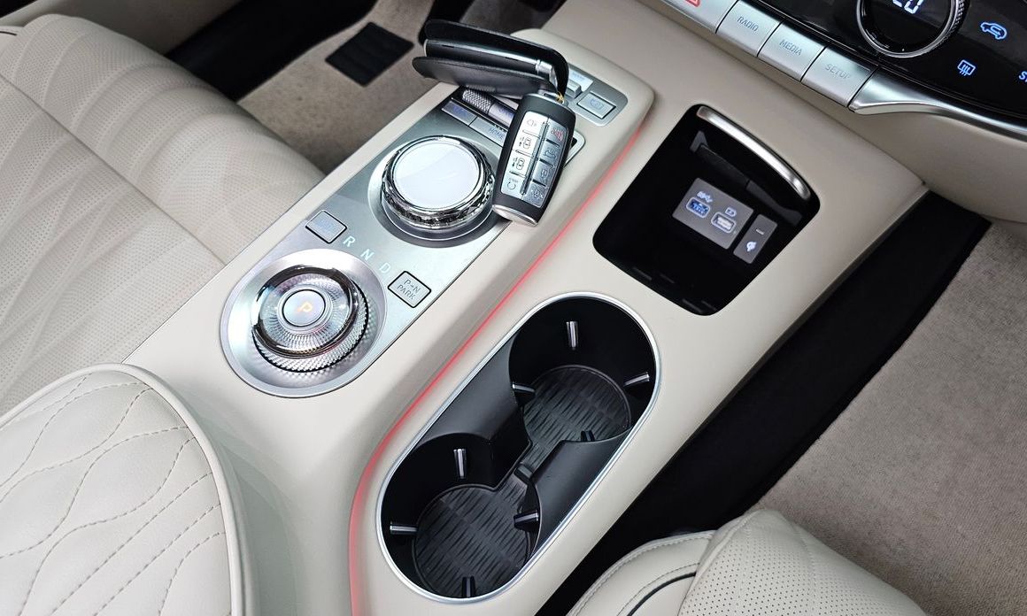 Genesis GV70 2023