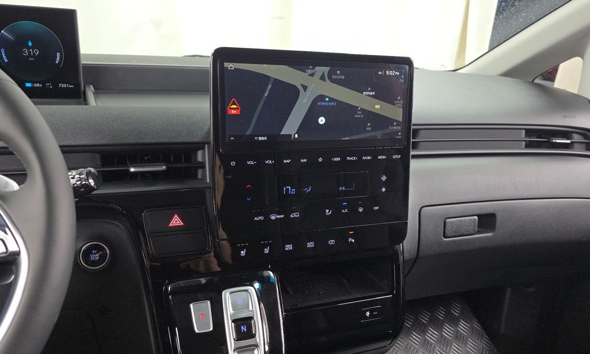 Hyundai ST1 2025