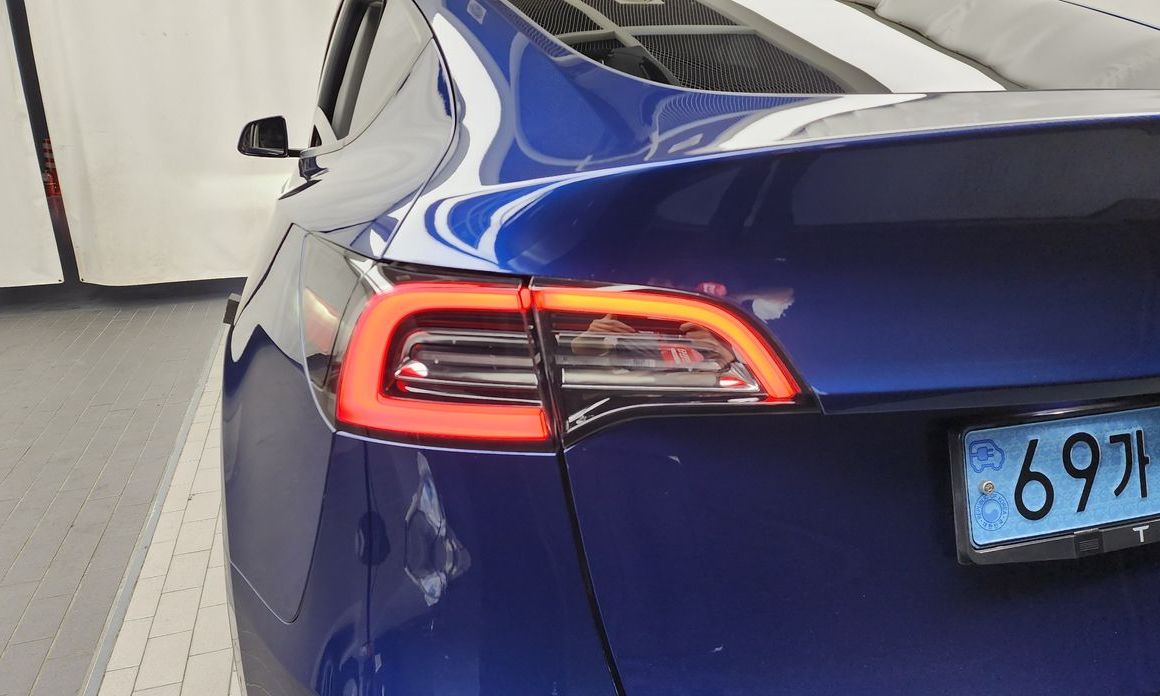 Tesla Model Y 2022