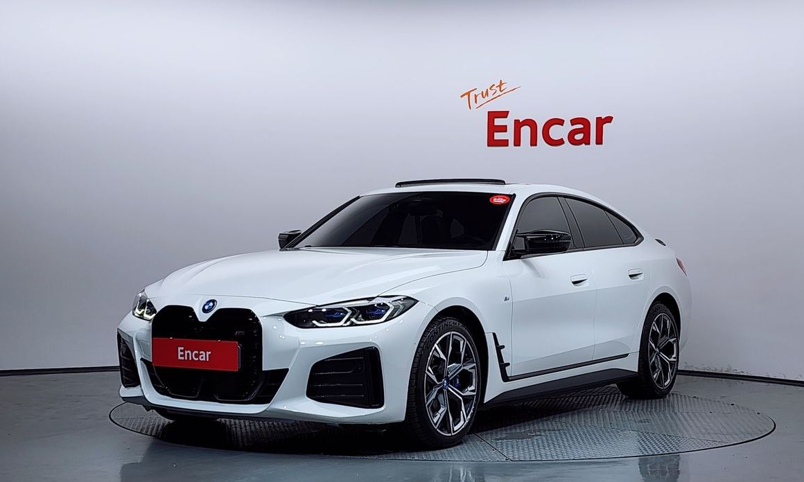 BMW i4 2023