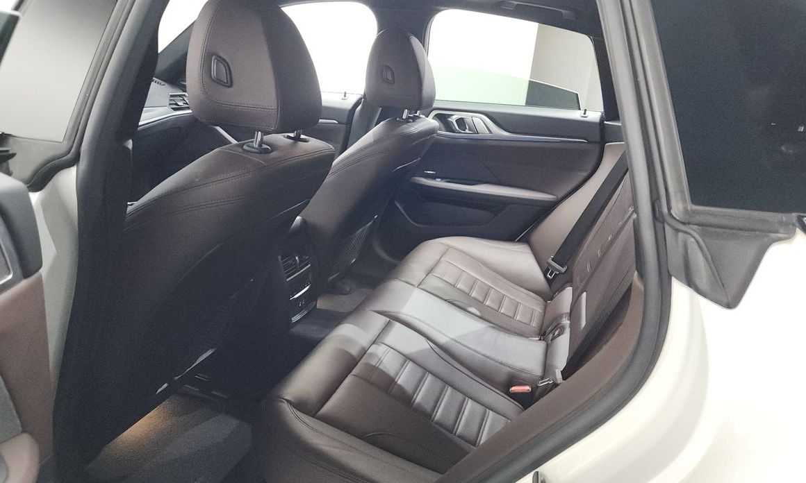 BMW i4 2023