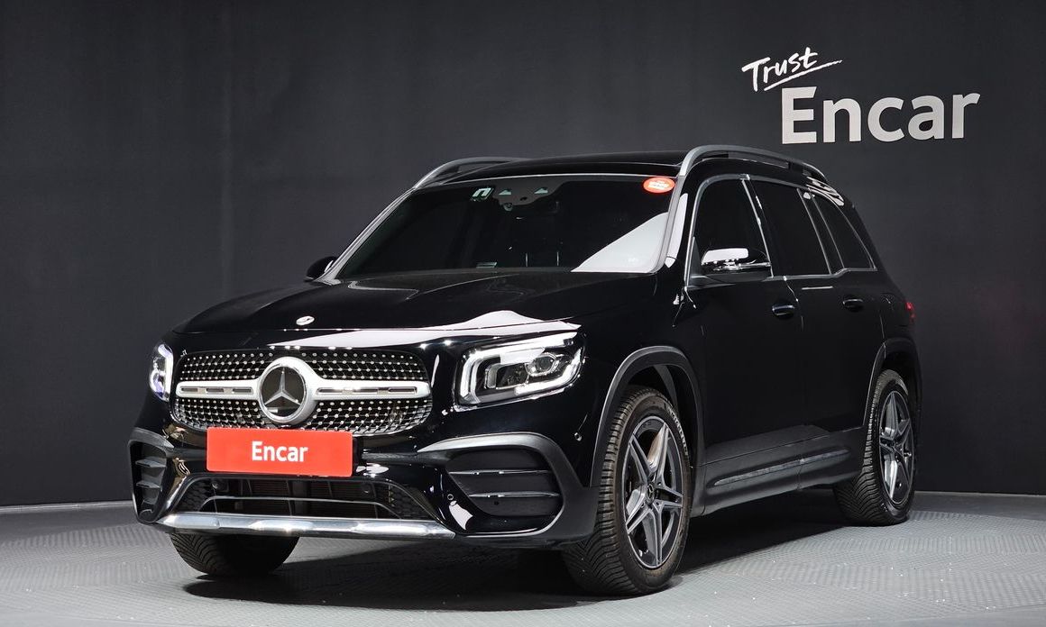 Mercedes-Benz GLB-Class 2023