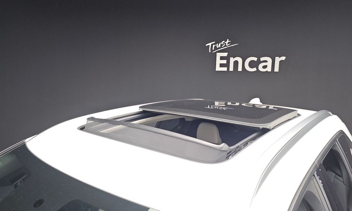 Volvo XC40 2025