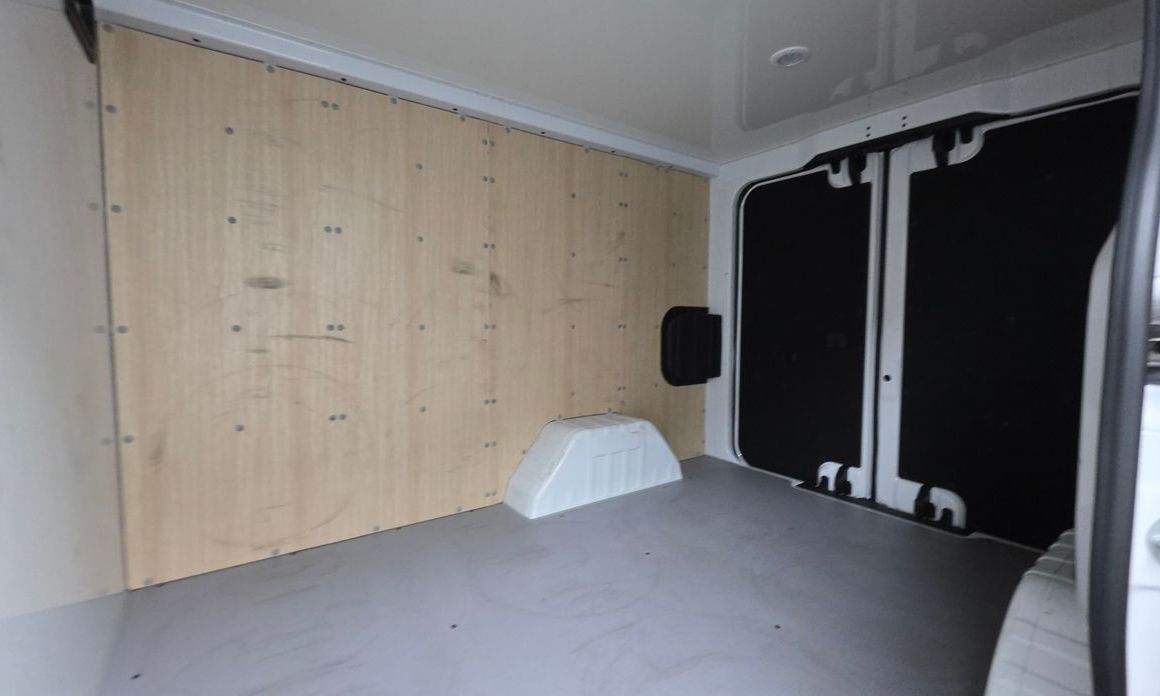 Hyundai ST1 2025