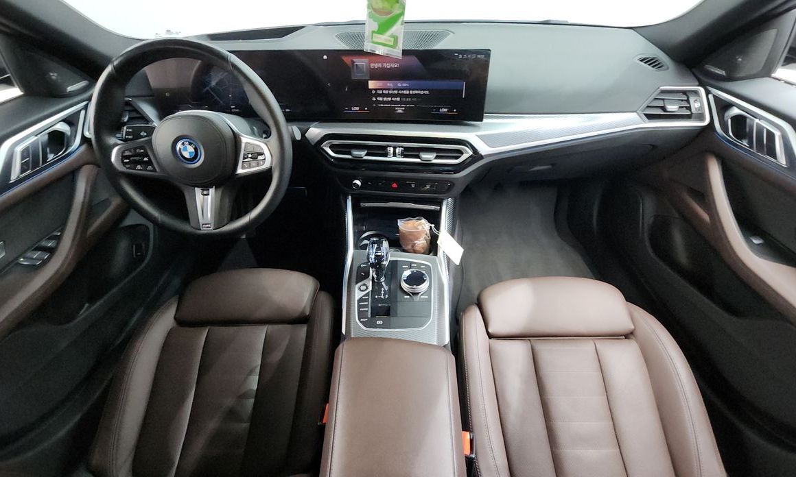 BMW i4 2023
