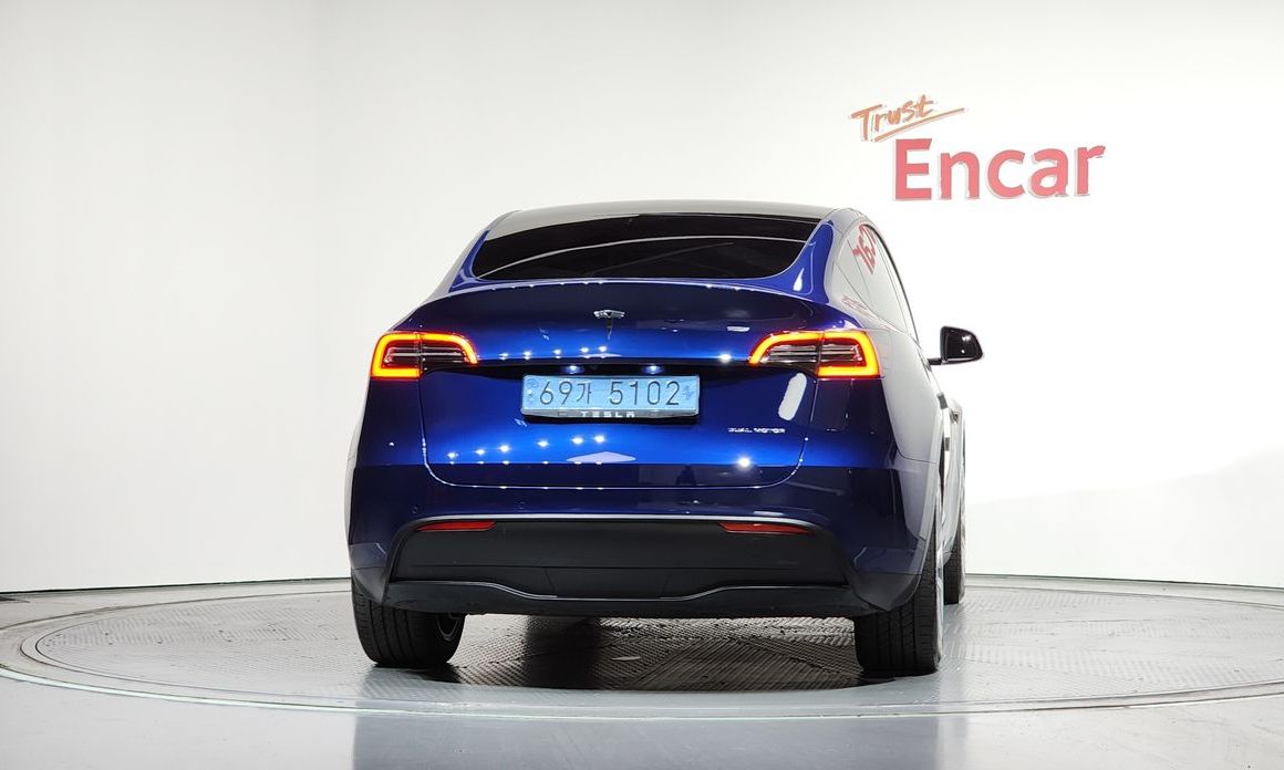 Tesla Model Y 2022