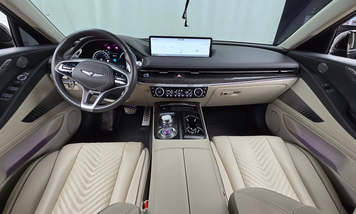 Genesis G80 2023