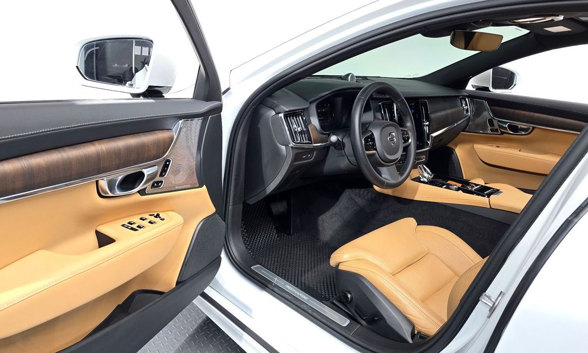Volvo S90 2023