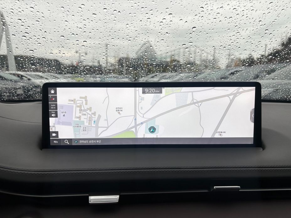 Genesis GV70 2024