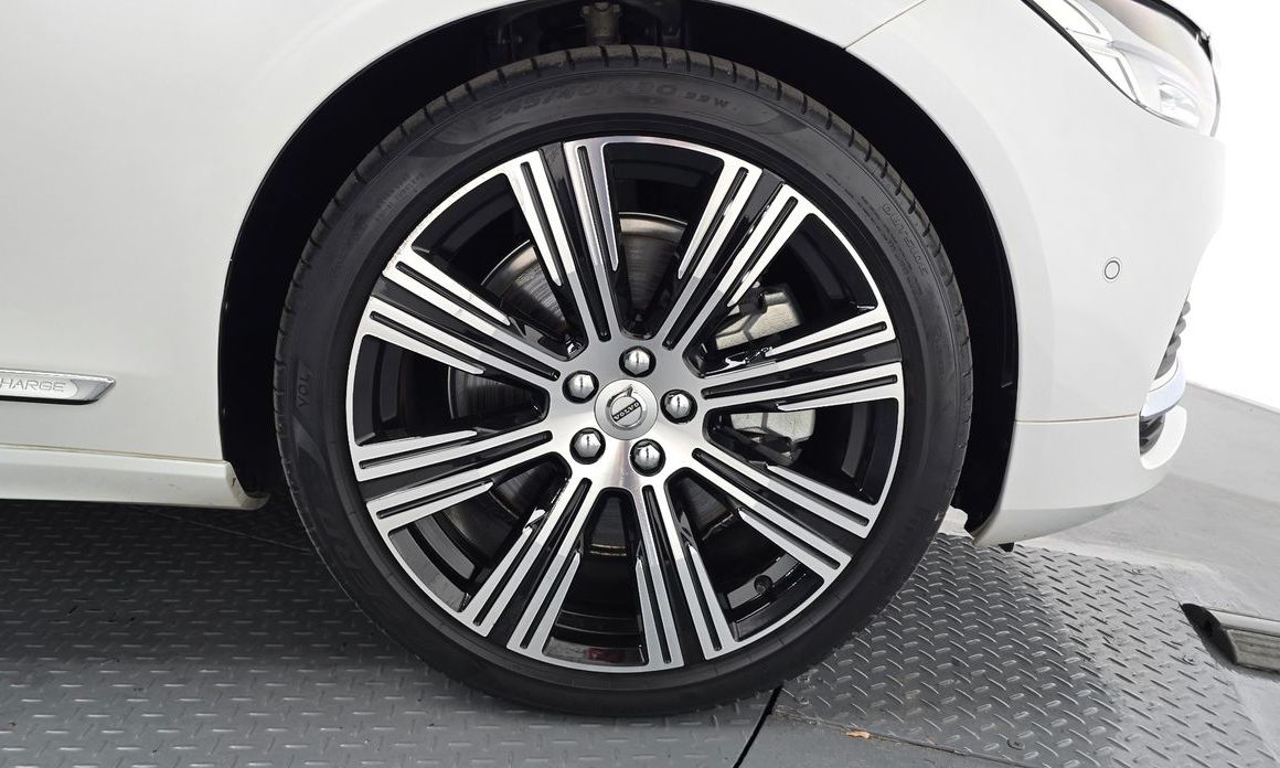 Volvo S90 2023