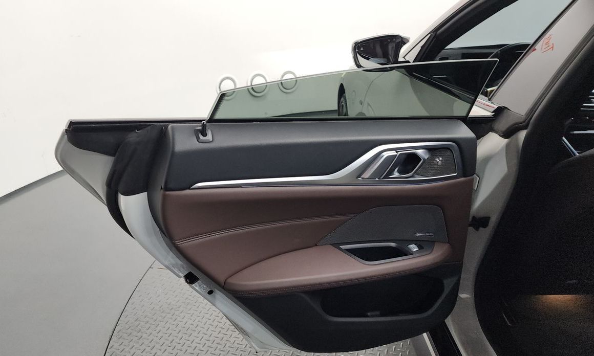 BMW i4 2023