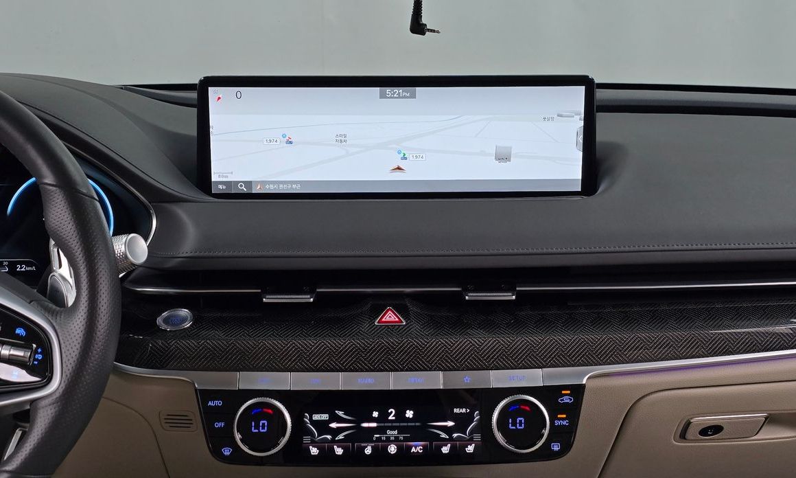 Genesis G80 2023