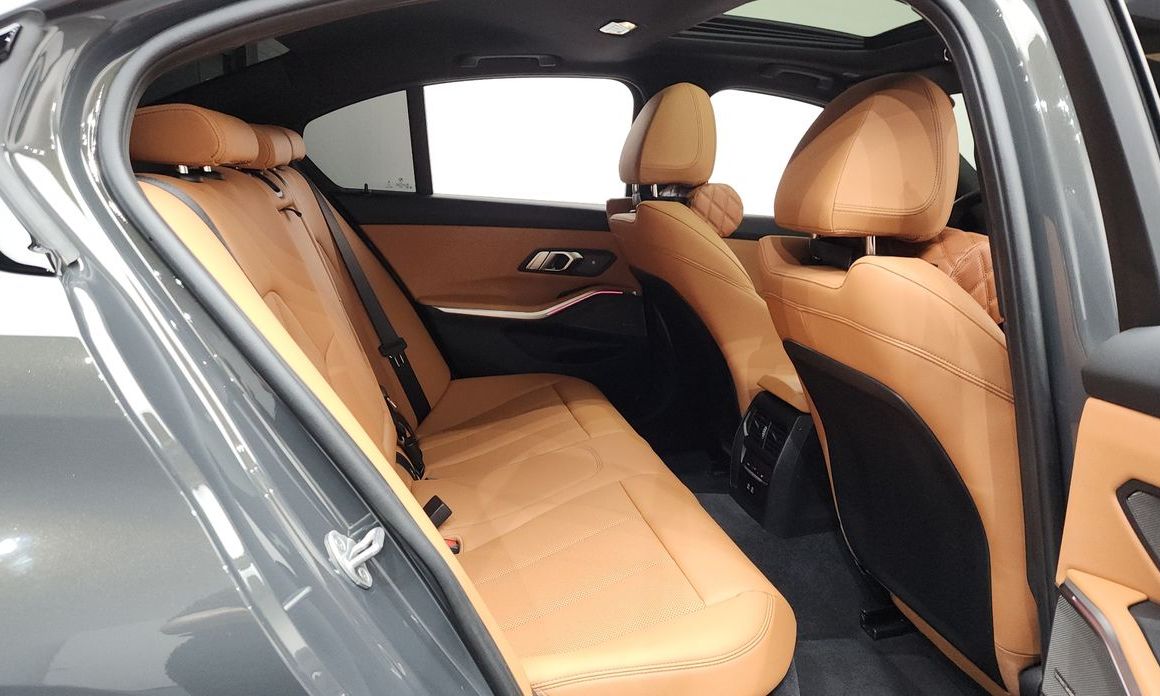 BMW 3-Series 2025