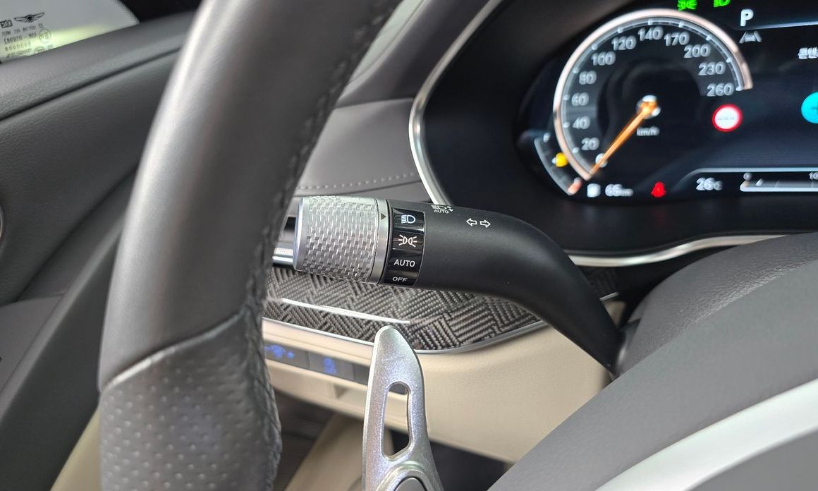 Genesis G80 2023