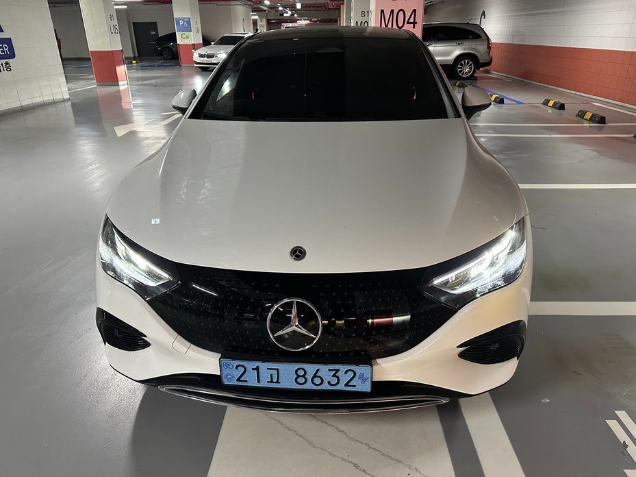 Mercedes-Benz EQE 2023