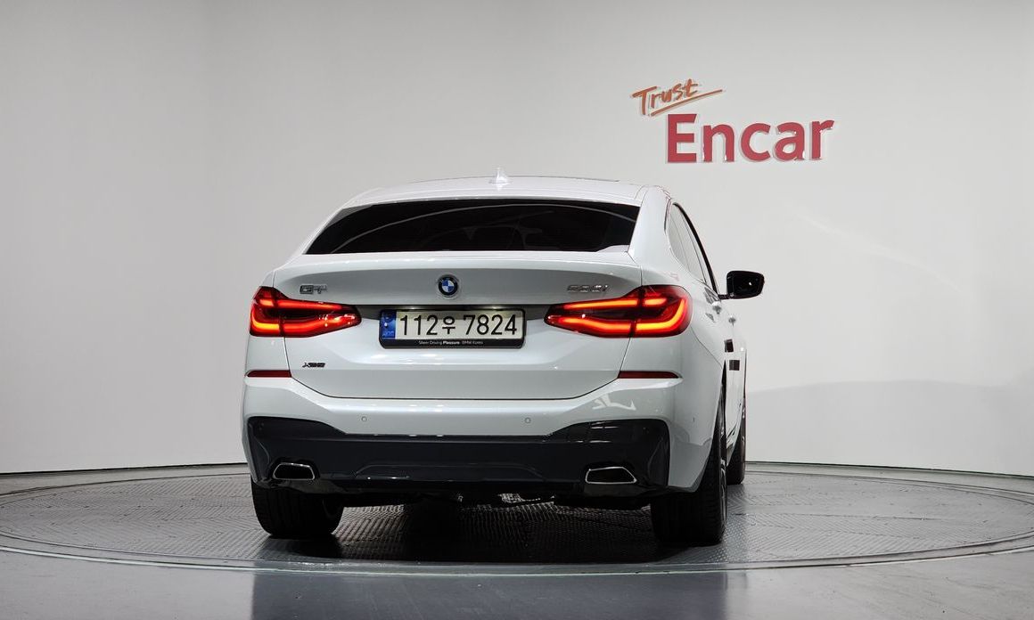 BMW Gran Turismo 2023