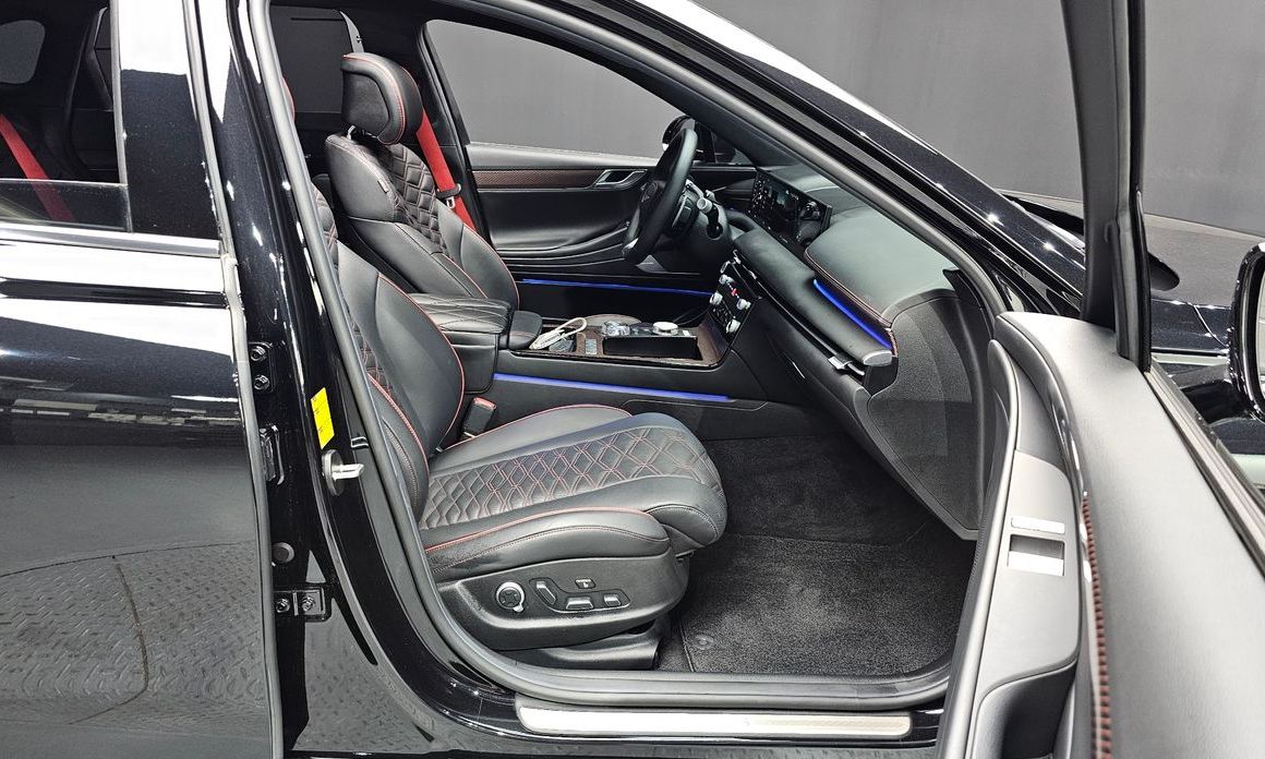 Genesis G80 2025
