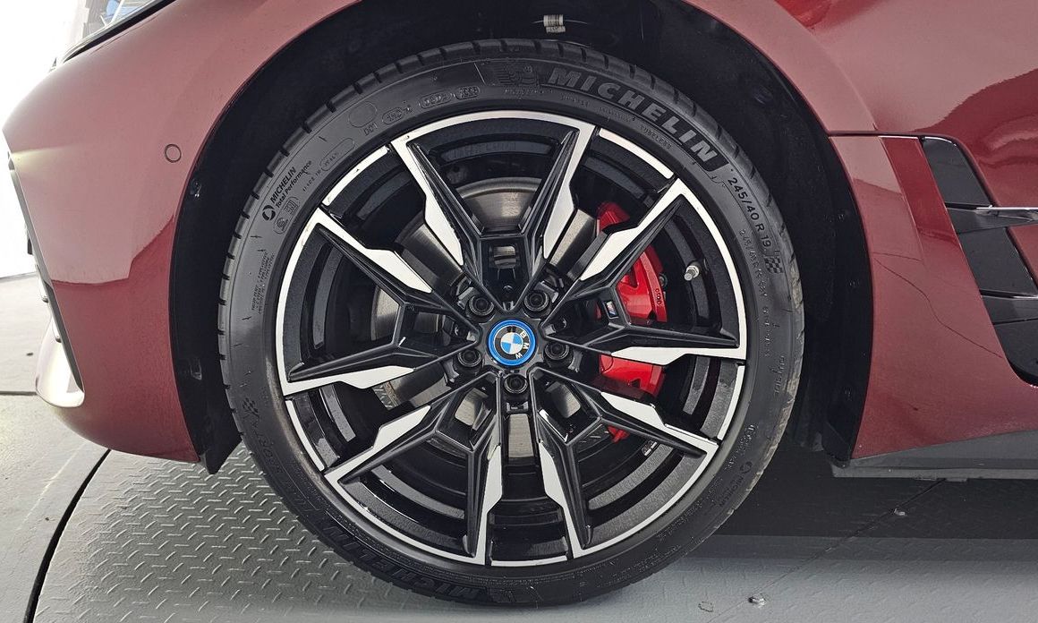 BMW i4 2024