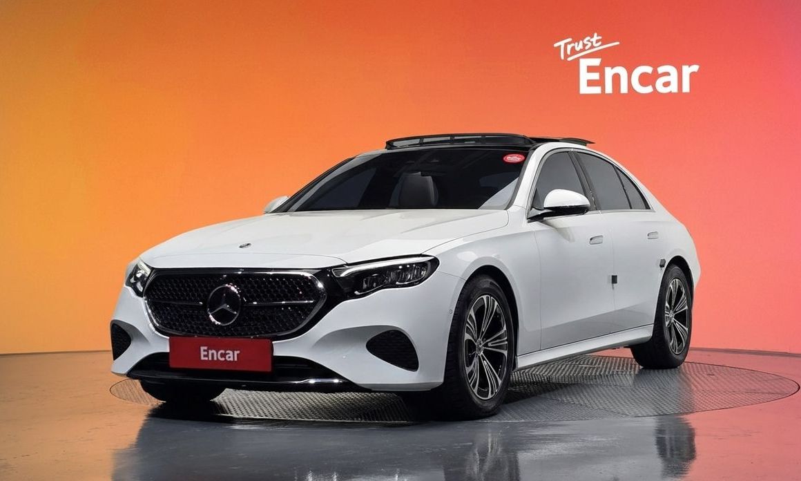 Mercedes-Benz E-Class 2024