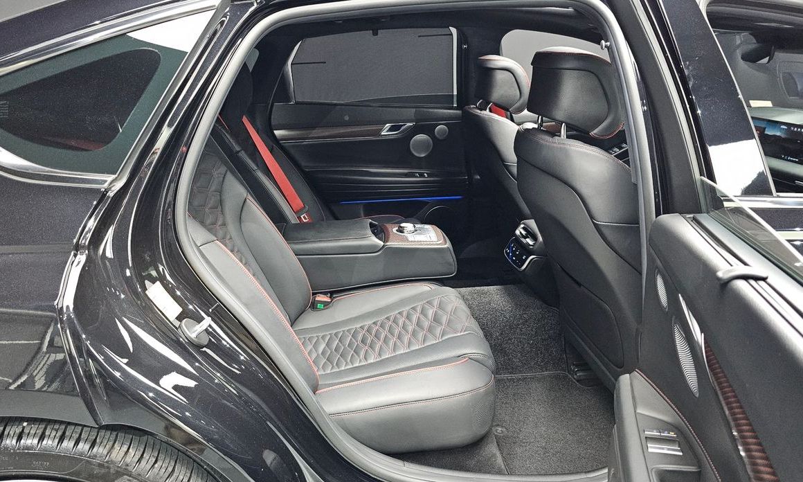 Genesis G80 2025