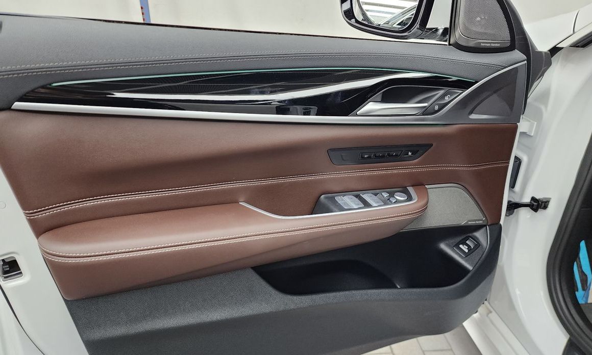 BMW Gran Turismo 2023