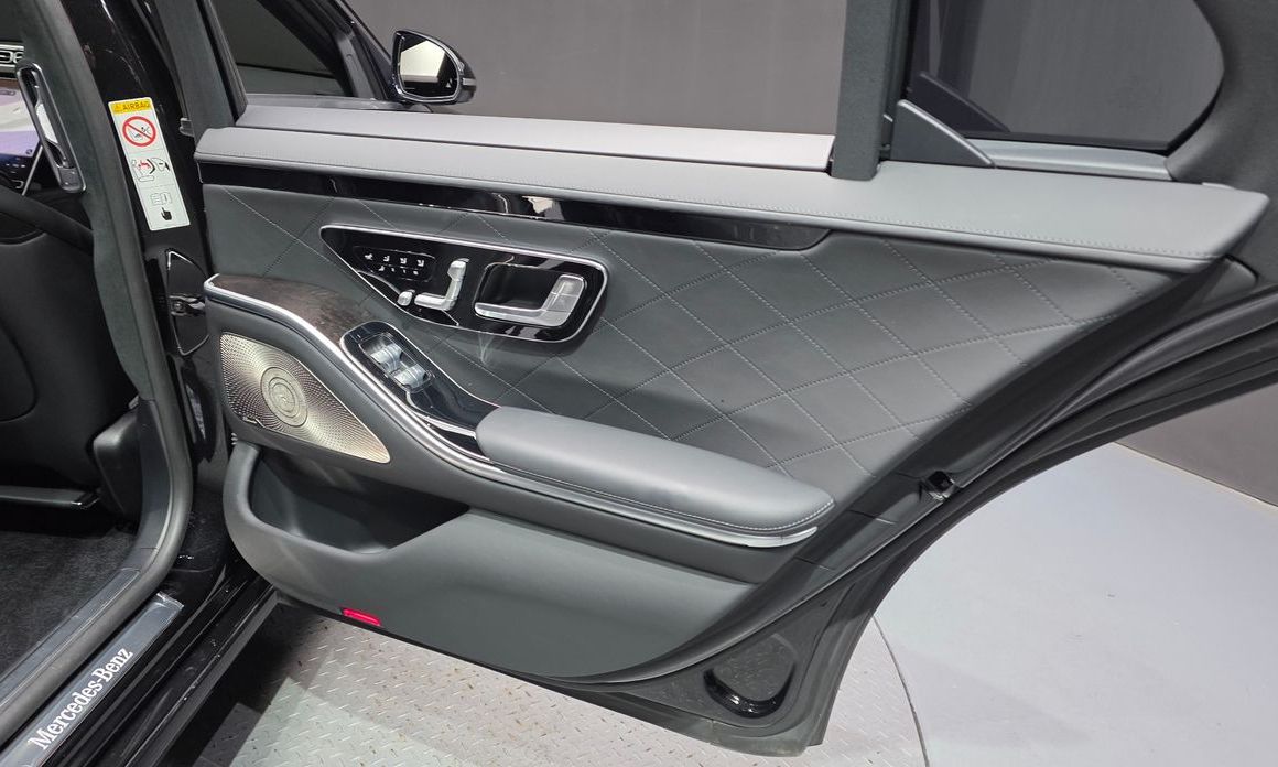 Mercedes-Benz S-Class 2021