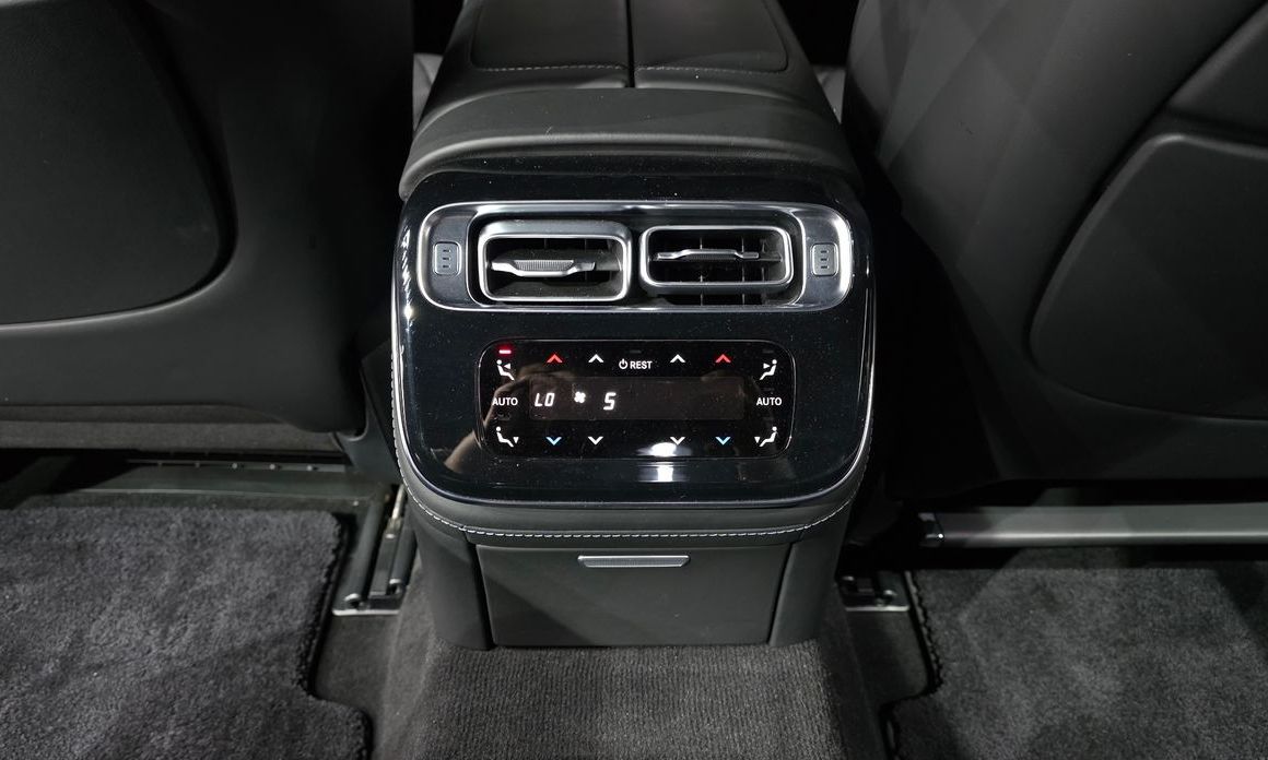 Mercedes-Benz S-Class 2021