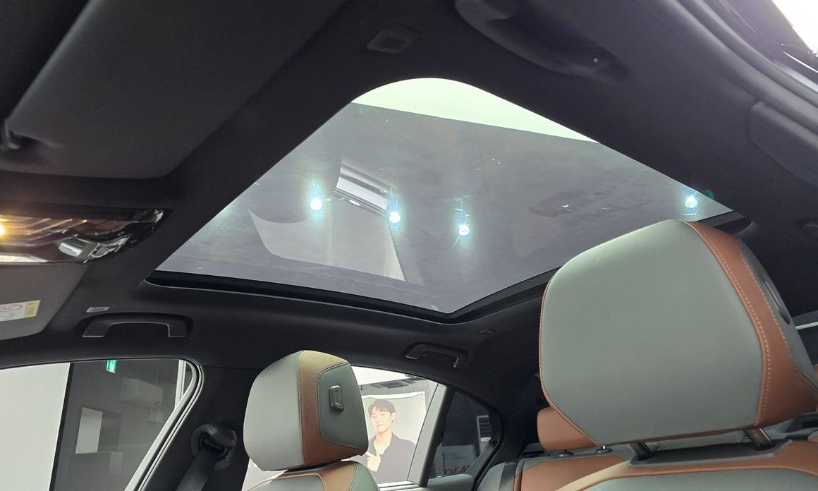 BMW 5-Series 2024