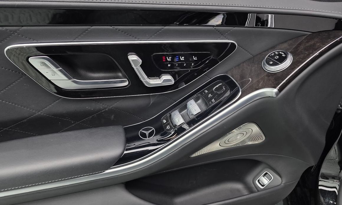 Mercedes-Benz S-Class 2021