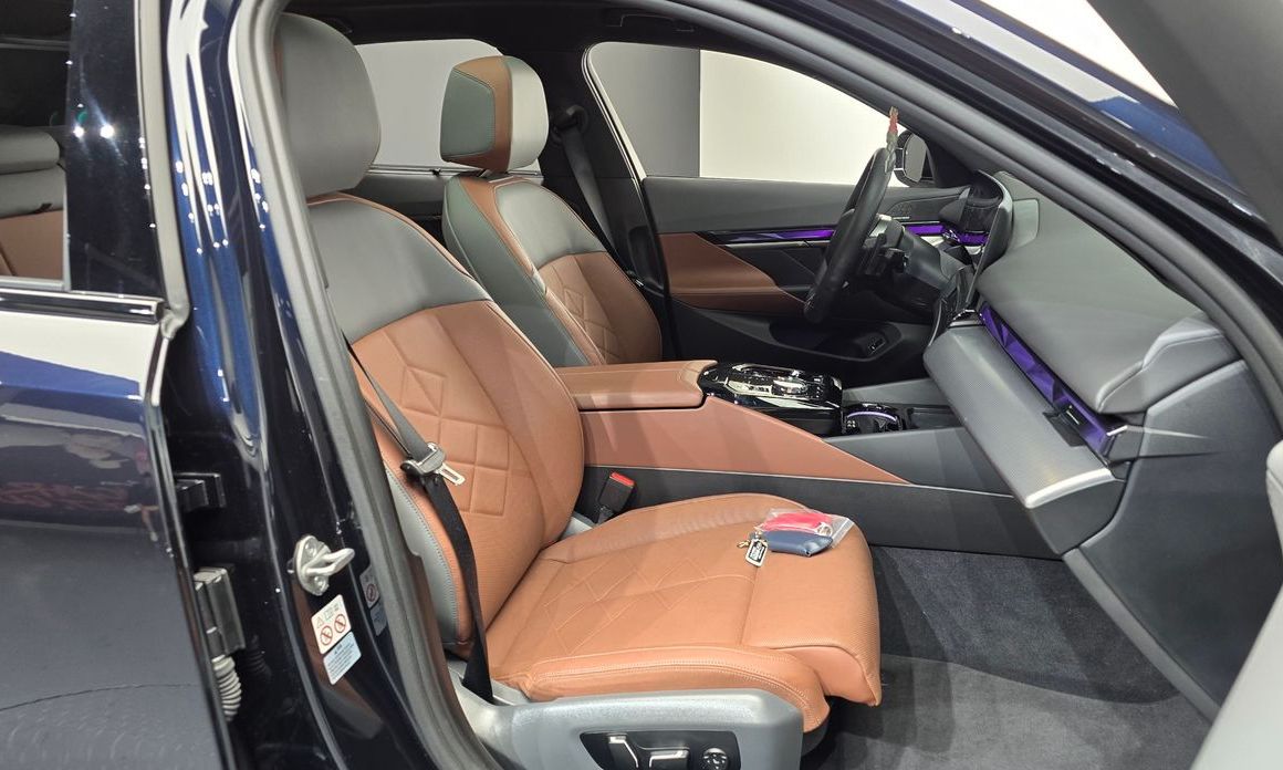 BMW 5-Series 2024
