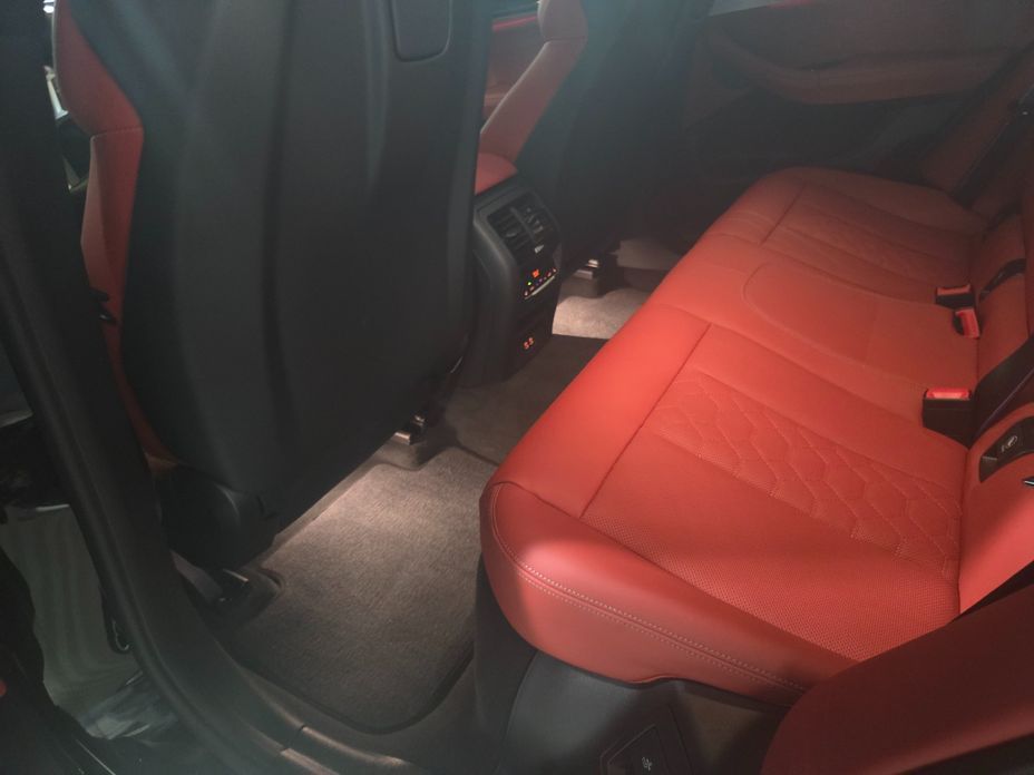 BMW X4M 2025